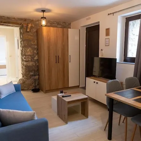 Lithic Διαμέρισμα Καλαμπάκα